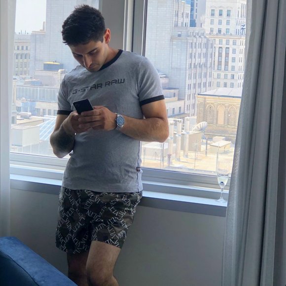 Meet your Poshers, Jason&Jennifer - Picture 3 of 3